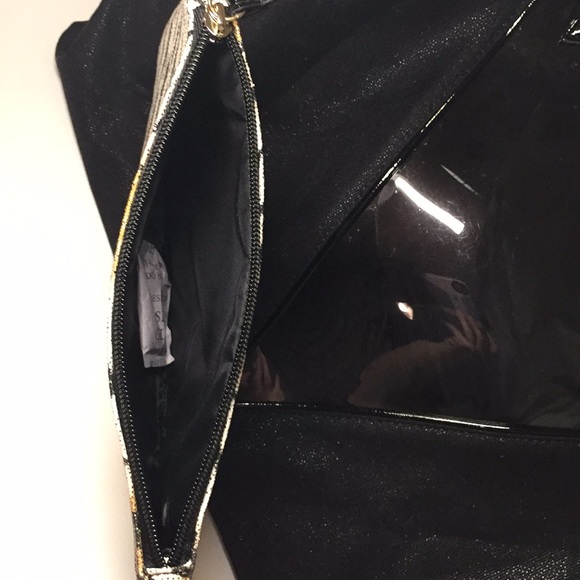 Victoria’s Secret - Picture 4 of 4